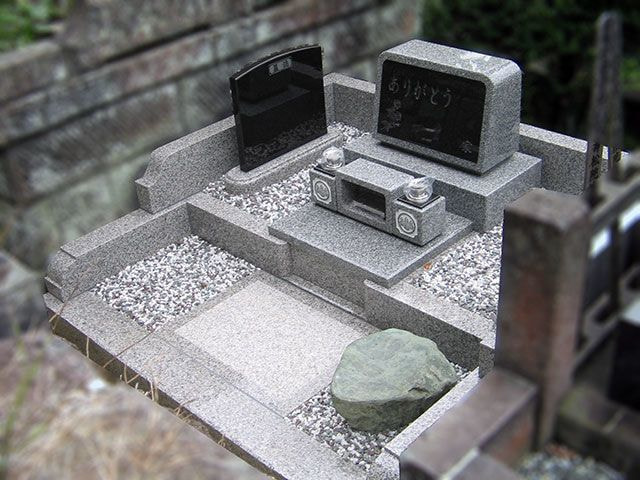 洋型墓石施工例